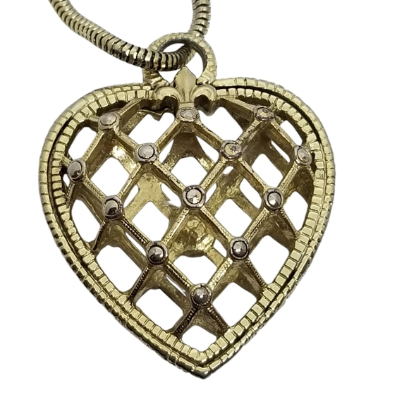VINTAGE LONG SNAKE CHAIN WITH CRYSTAL DETAILED CAGED HEART PENDANT NECKLACE - Picture 6 of 8